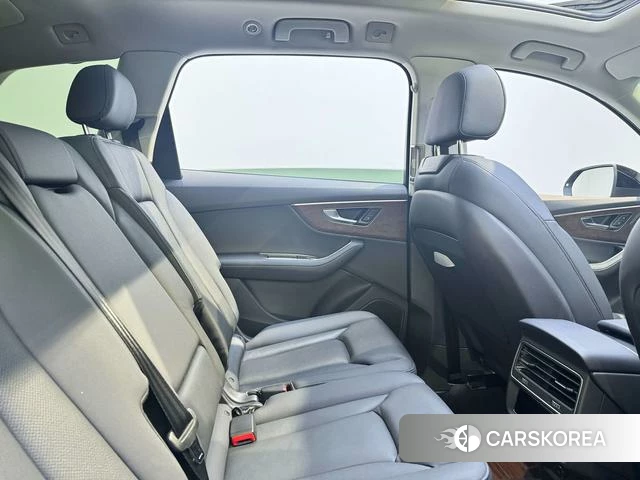 Audi Q7 id 4276753 из Китая 8