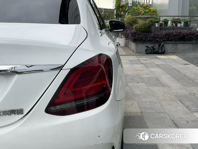 Mercedes-Benz Class C id 4263620 из Китая 8