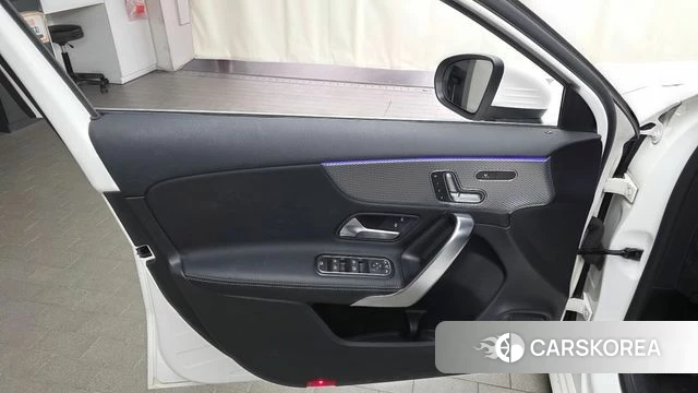 Mercedes-Benz A-Class W177 id 4283637 из Кореи 8