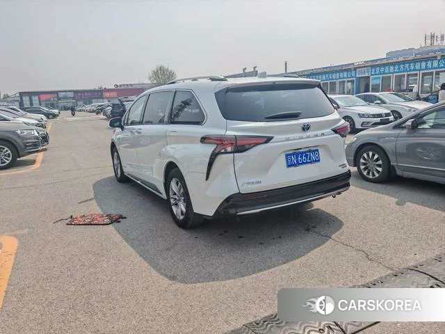 Toyota Saina id 4278875 из Китая 8
