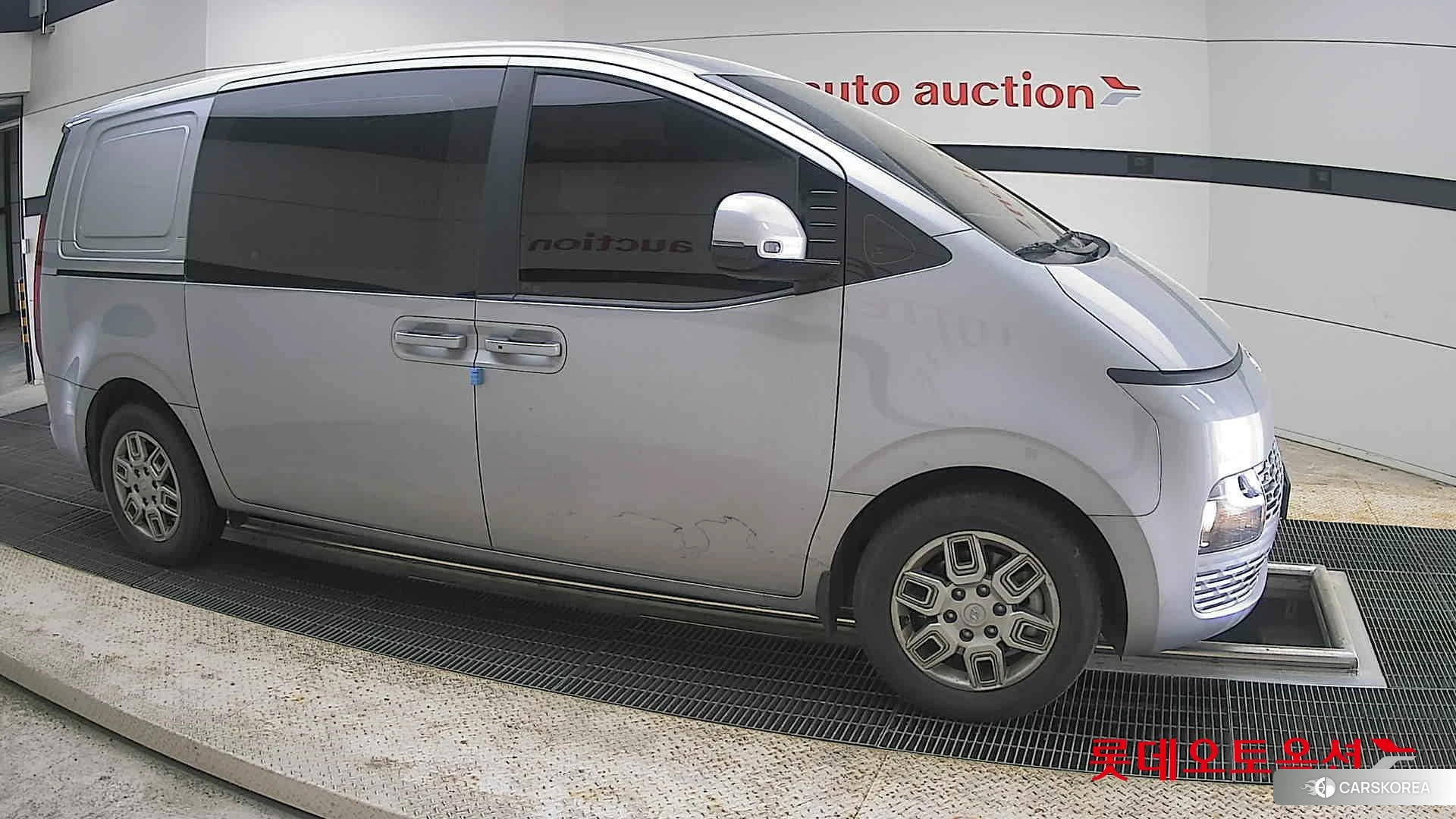 Hyundai Staria id 4289417 из Кореи 8