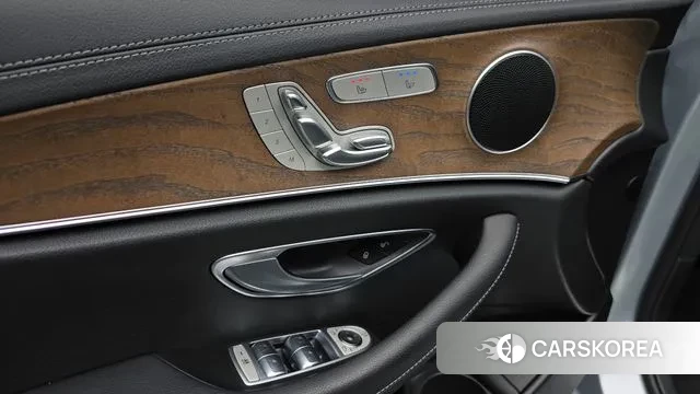Mercedes-Benz E-Class W213 id 3650154 из Кореи 8