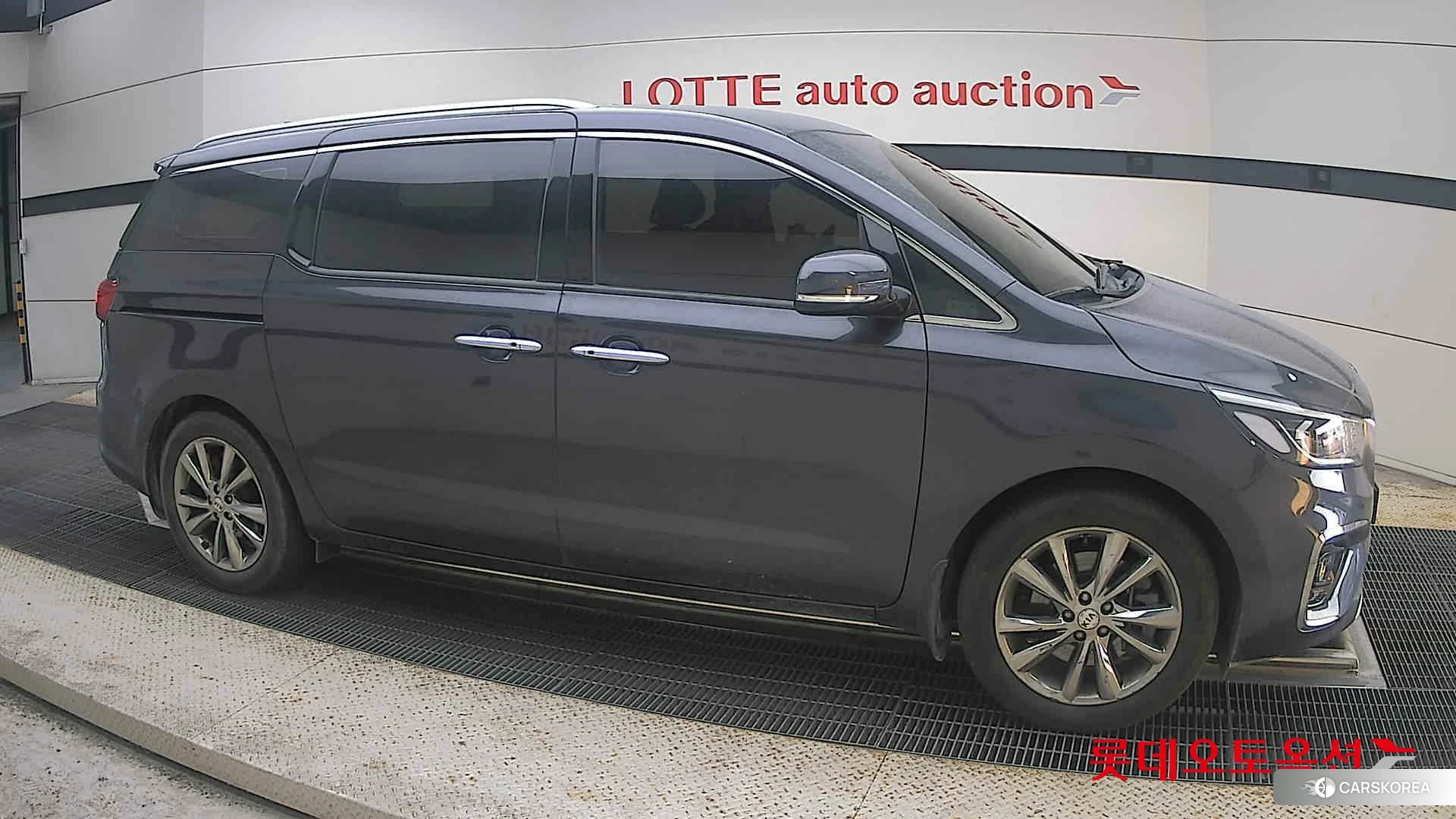 Kia Carnival id 4909241 из Кореи 8