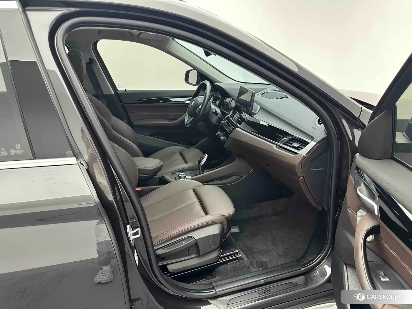 BMW X1 id 4644684 из Китая 9