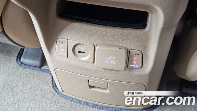 Kia The New Carnival id 2435689 из Кореи 8