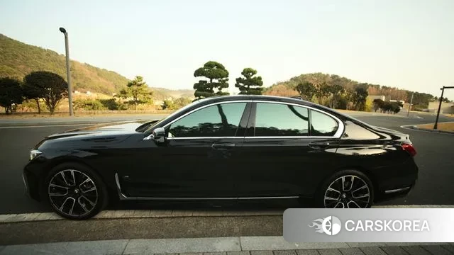 BMW 7 Series (G11) id 3759517 из Кореи 8