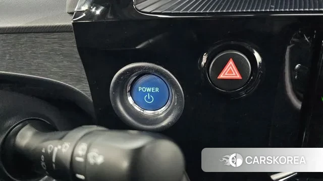 Toyota Prius C id 3552779 из Кореи 8