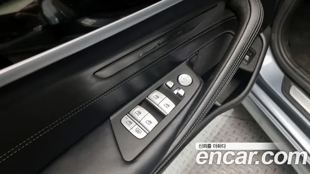 BMW 5 Series (G30) id 2713761 из Кореи 8