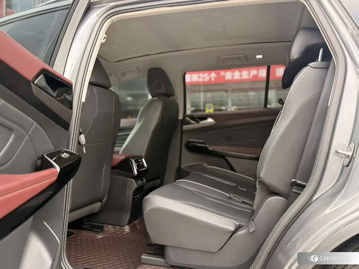 Volkswagen ID.6 X id 4629091 из Китая 8