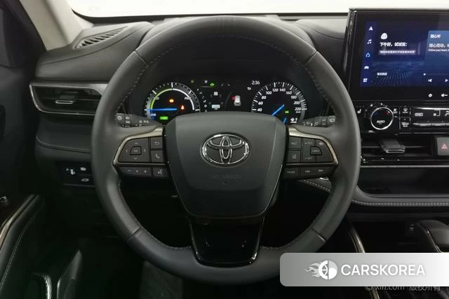 Toyota Highlander id 4273212 из Китая 8