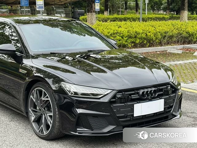 Audi A7L id 4307267 из Китая 8