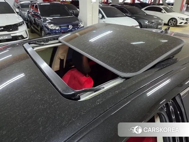 Lexus CT200h id 3469932 из Кореи 8