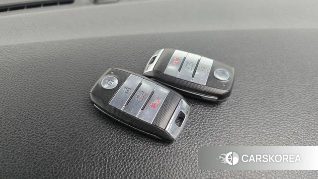 Kia Stonic id 4667806 из Кореи 8