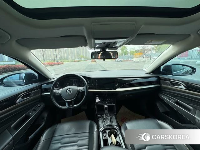Volkswagen Passat id 4259698 из Китая 8