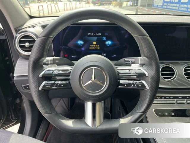 Mercedes-Benz E-class id 4263294 из Китая 8