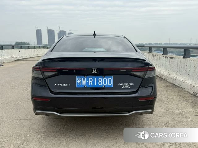 Honda Accord id 4255787 из Китая 8