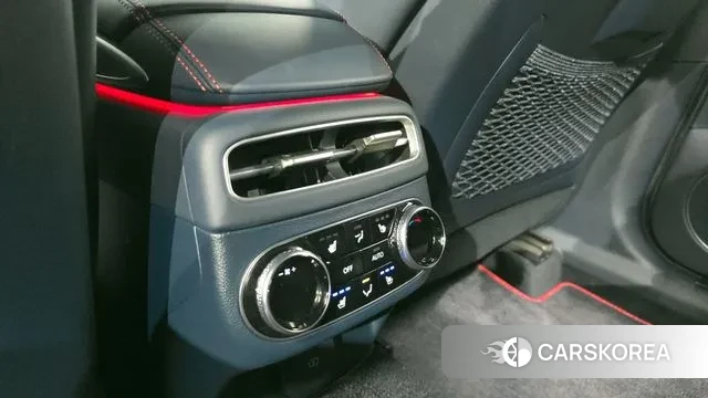 Genesis GV70 id 3388812 из Кореи 8