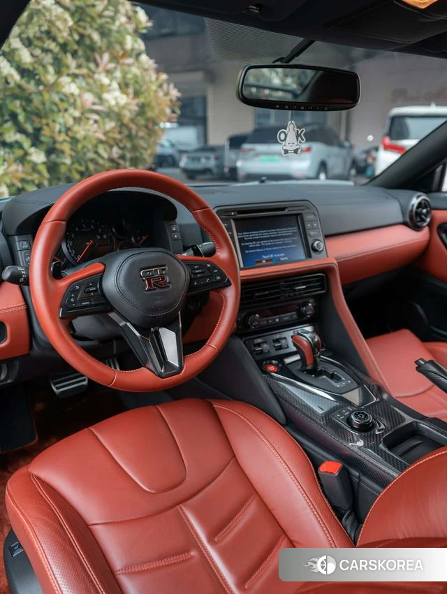 Nissan GT-R id 4239812 из Китая 8