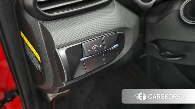 Hyundai Veloster (JS) id 4285966 из Кореи 8