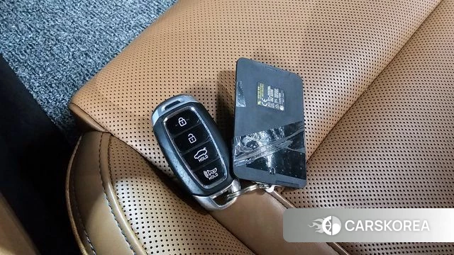 Hyundai Grandeur IG id 4232903 из Кореи 8