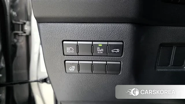 Lexus NX300h id 3483776 из Кореи 8