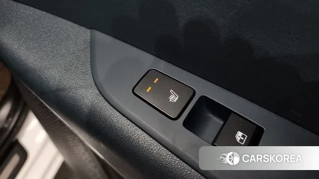 Kia Di Ol Nu Niro id 3680576 из Кореи 8