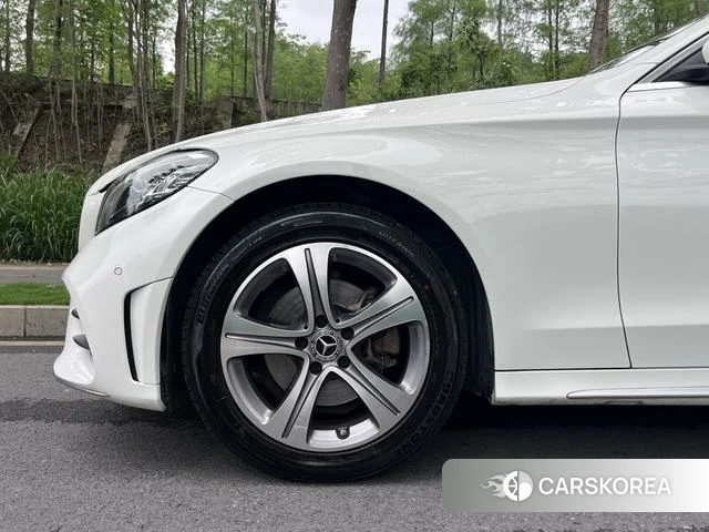 Mercedes-Benz Class C id 4301171 из Китая 8