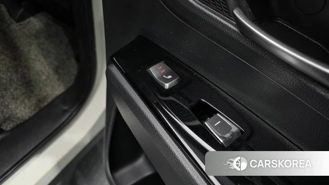 Ssangyong Beautiful Korando id 3916624 из Кореи 8