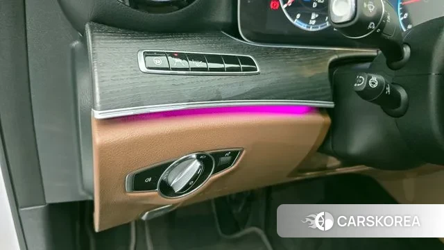 Mercedes-Benz E-Class W213 id 3055115 из Кореи 8