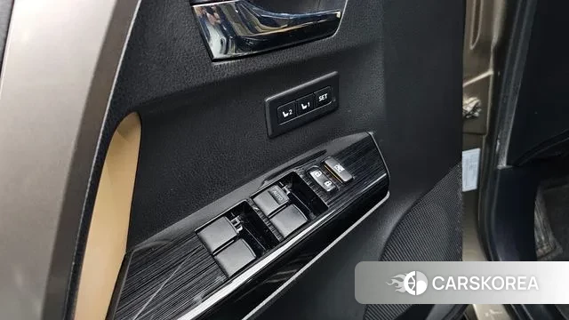 Toyota RAV4 id 3055689 из Кореи 8