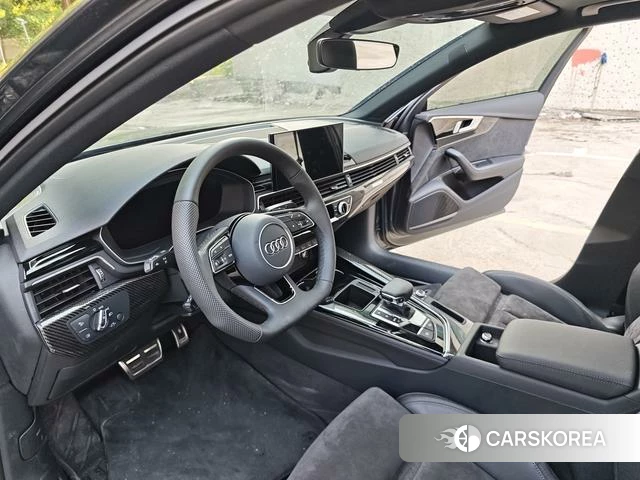 Audi A4L id 4298020 из Китая 8