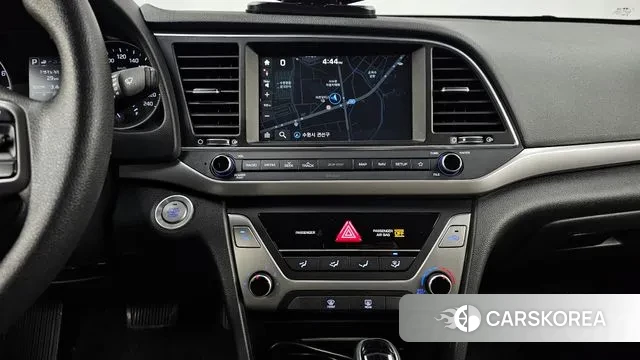 Hyundai Avante AD id 3510167 из Кореи 8