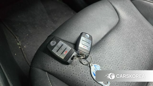 Kia Niro id 4937688 из Кореи 8