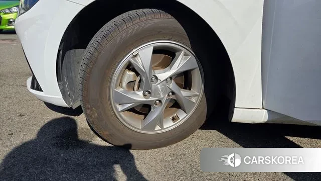 Hyundai Avante (CN7) id 3626554 из Кореи 8