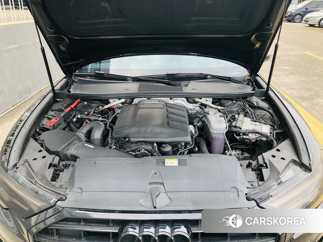 Audi A6L id 4368369 из Китая 8