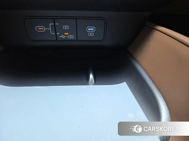 Hyundai Grandeur (GN7) id 4441458 из Кореи 8
