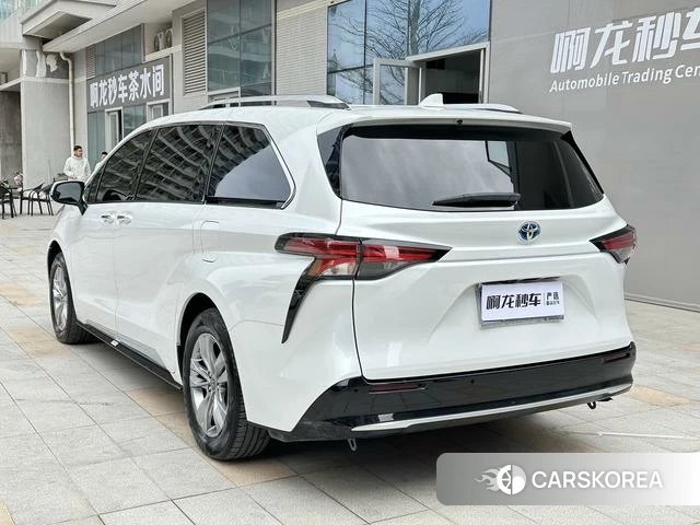 Toyota Saina id 4314773 из Китая 8