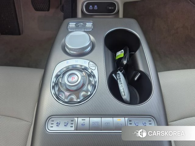 Genesis GV60 id 3826443 из Кореи 8