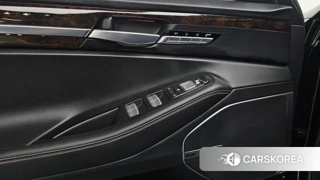 Genesis G90 id 3591979 из Кореи 8