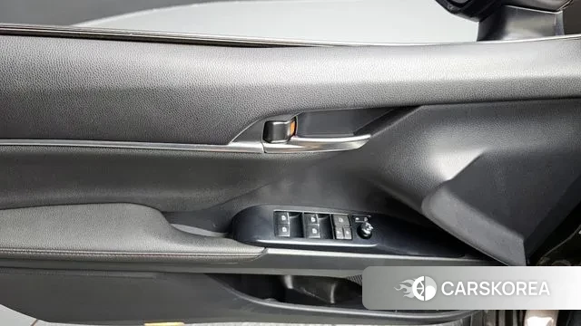 Toyota Camry (XV70) id 3429339 из Кореи 8