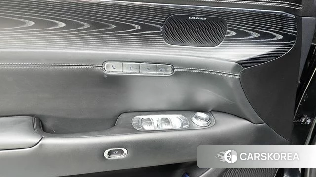 Genesis G90 (RS4) id 3877803 из Кореи 8