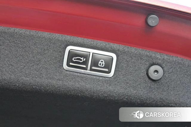 Genesis The New G70 id 4775353 из Кореи 8