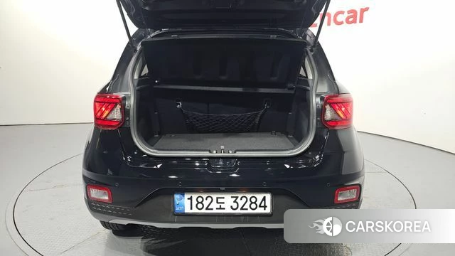 Hyundai Venue id 4202596 из Кореи 8