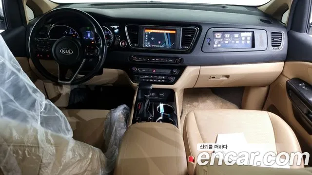 Kia The New Carnival id 2676454 из Кореи 8