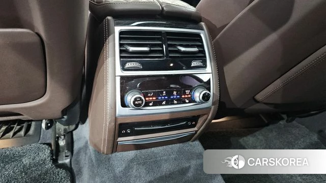 BMW 7 Series (G11) id 4705630 из Кореи 8