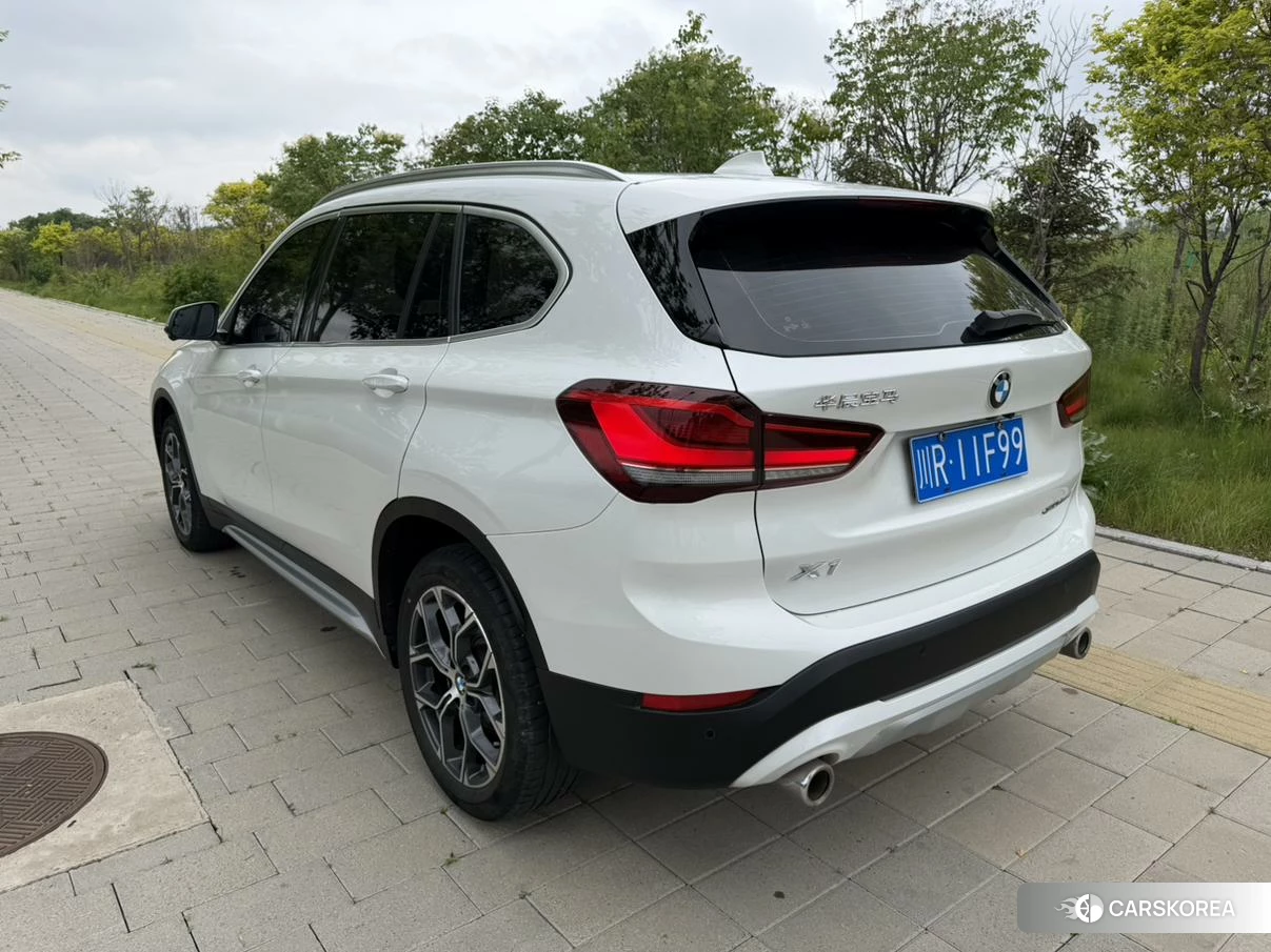 BMW X1 id 4473287 из Китая 8