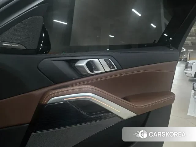 BMW X6 (G06) id 3575893 из Кореи 8