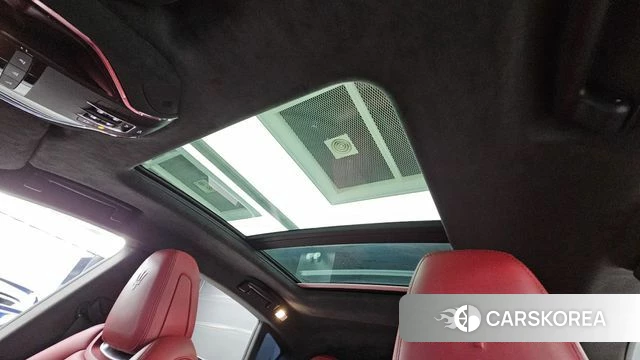 Maserati Levante id 3829229 из Кореи 8