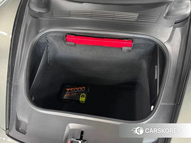 Porsche 911(992) id 4899772 из Кореи 8