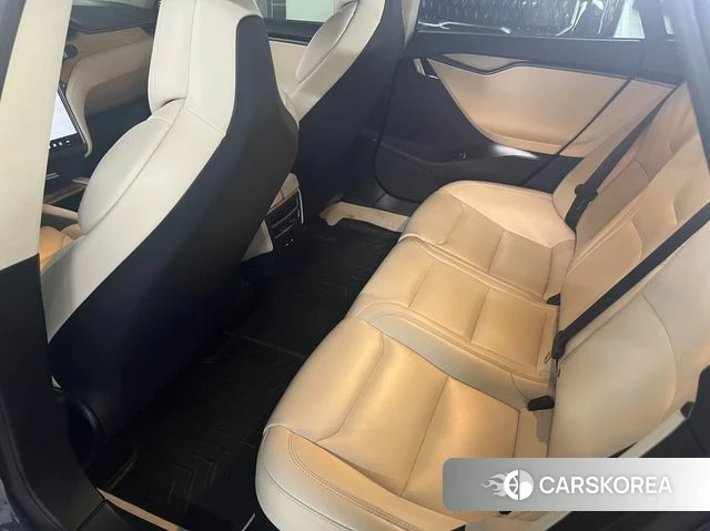 Tesla Model S id 3880008 из Кореи 8